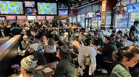 buffalo wild wings ames sportsbook